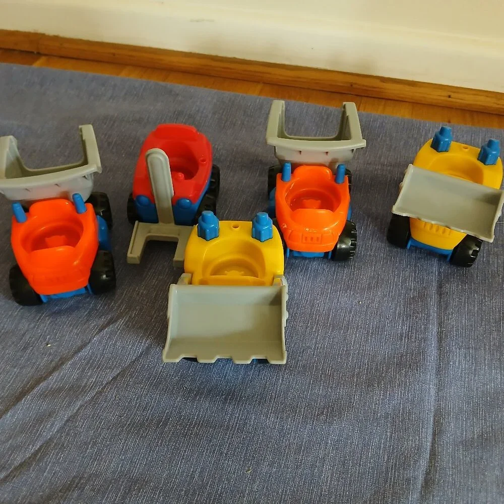 Fisher-Price Little People Construction Trucks x 5 + figures x 8 Used